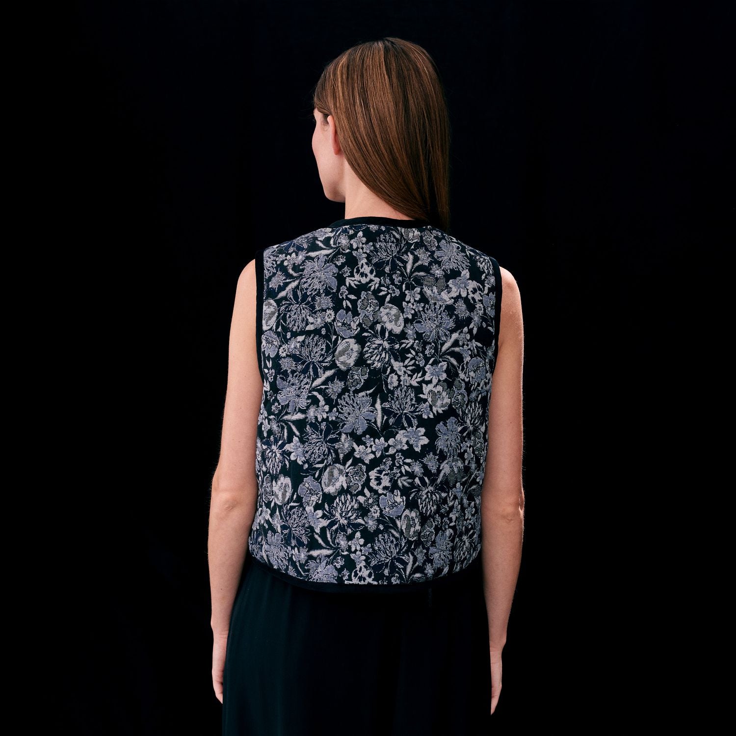 LAVENHAM（ラベンハム）｜Black Edition Jacquard Cropped Thornham
