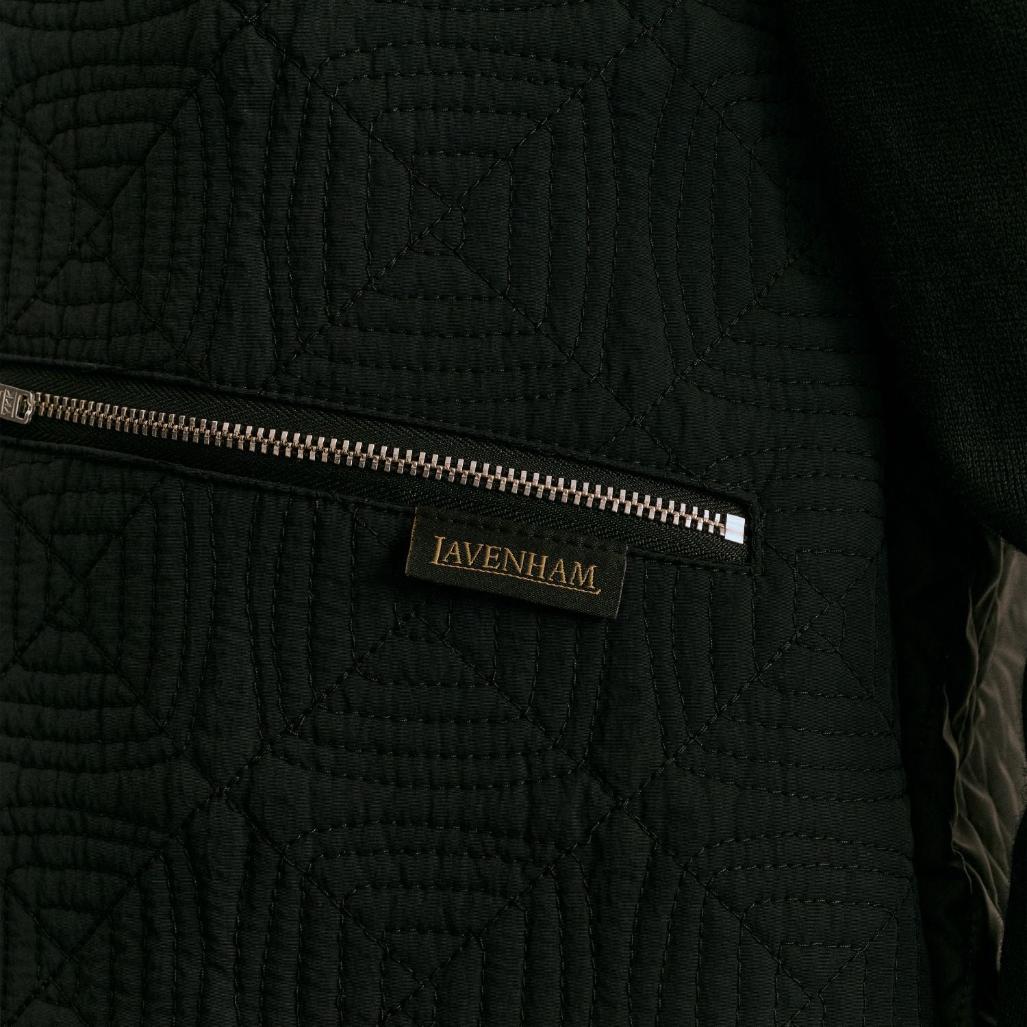 LAVENHAM（ラベンハム）｜Black Edition Front Bow Gilet Womens