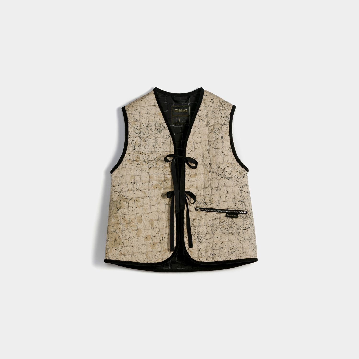 LAVENHAM（ラベンハム）｜Black Edition Coffee Dyed Front Bow Gilet